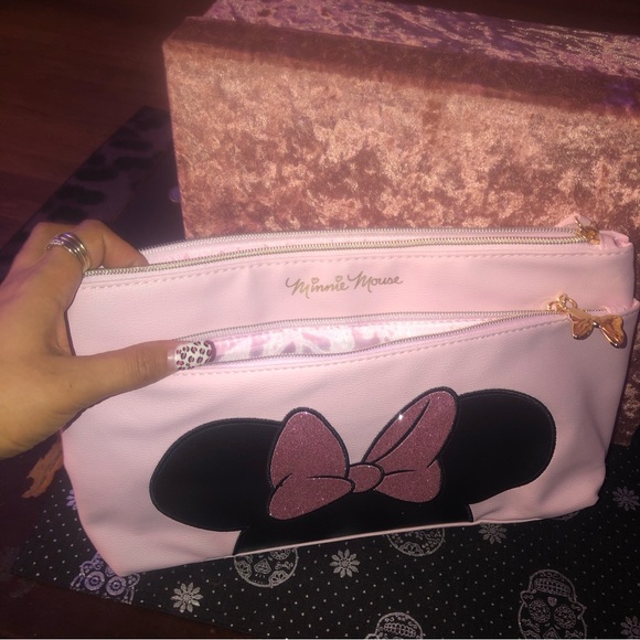 Disney Minnie Mouse pink cosmetic makeup bag - Picture 7 of 10